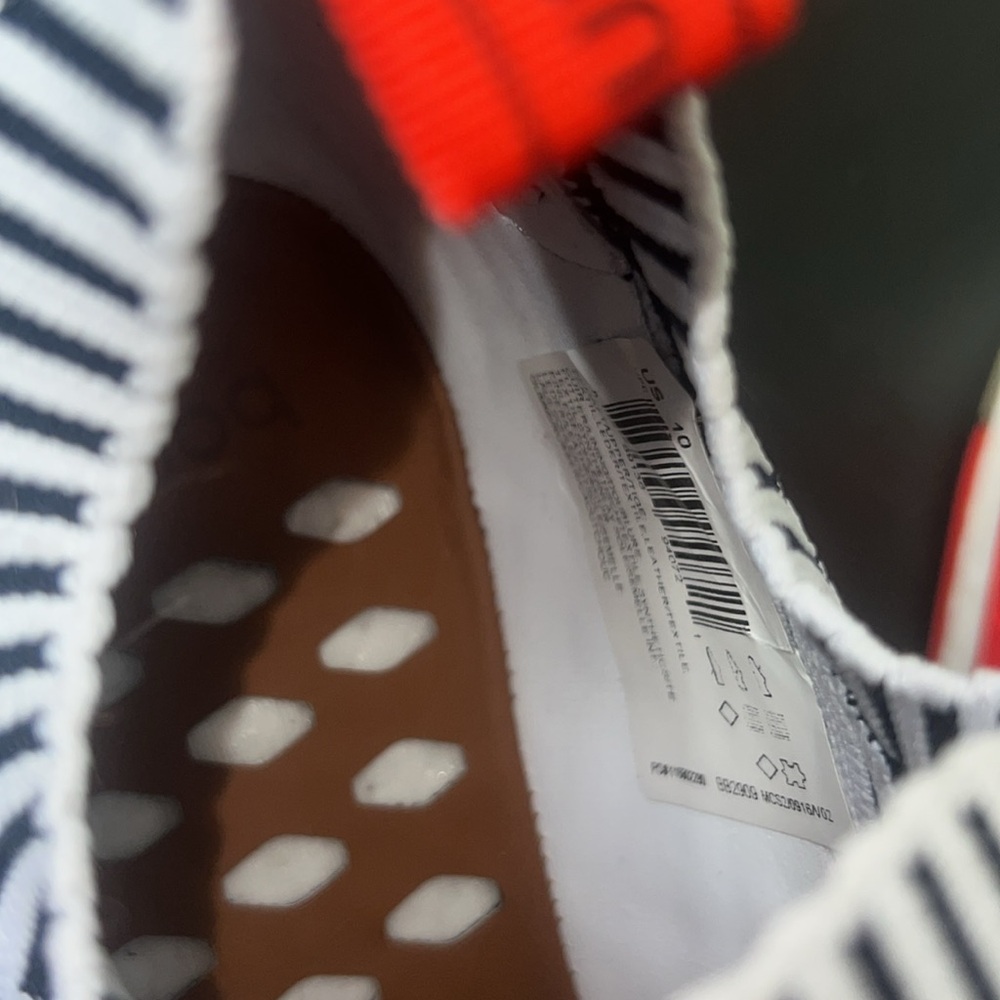 Adidas NMD R2PK sneakers - Picture 4 of 6